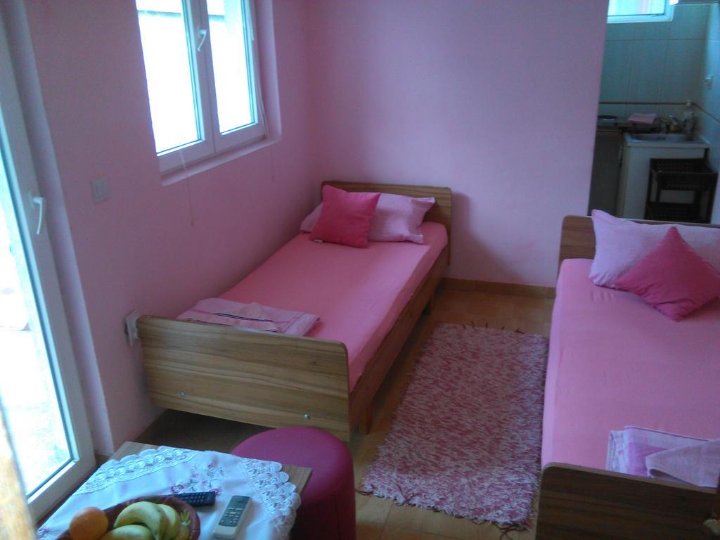 Apartmani Pikula Sutomore Esterno foto